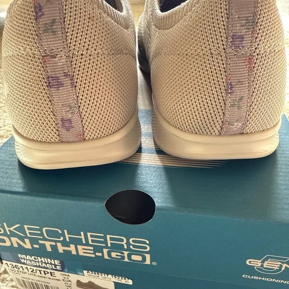 Skechers GO Step Lite Washable Slip-Ons-taupe Size 9.5 A398317 NEW - Picture 6 of 6